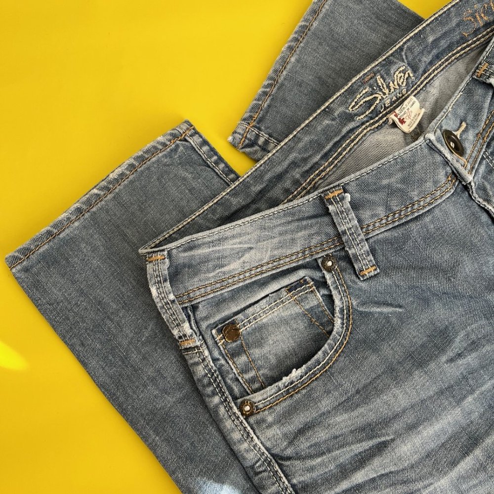 Silver Sienna Skinny Jeans, Light Wash, Size 27 - Picture 4 of 10